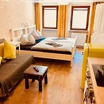 Haus Am Rhein Mit Self Check-in Und P شقة كوبلنس