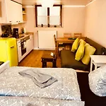 Haus Am Rhein Mit Self Check-in Und P شقة *
