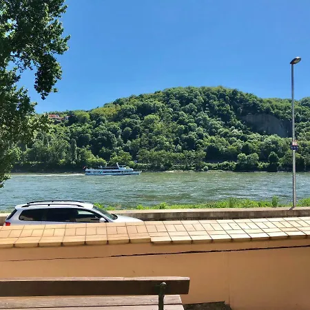 Haus Am Rhein Mit Self Check-in Und P Apartamento Coblenza