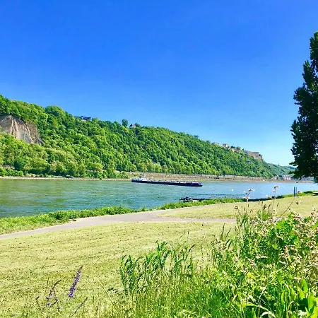 Haus Am Rhein Mit Self Check-in Und P * Koblenz (Rhineland-Palatinate)