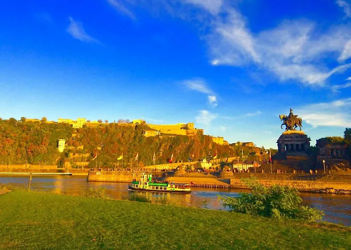 Haus Am Rhein Mit Self Check-in Und P Lägenhet Koblenz (Rhineland-Palatinate)